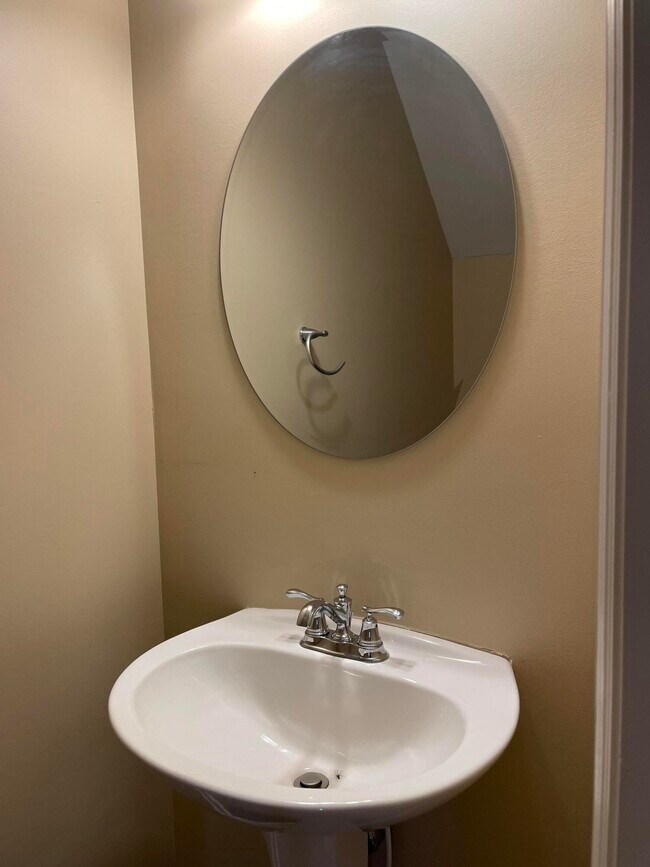 Building Photo - 2156 Old Harrison Ln