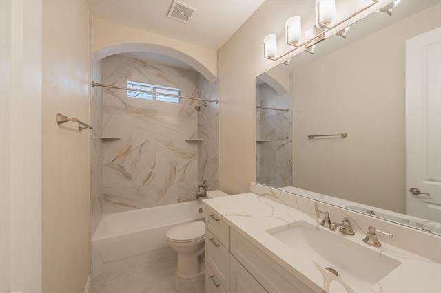 Building Photo - 4542 Carraway Dr