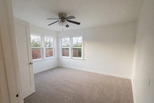 Building Photo - 11750 Jones St