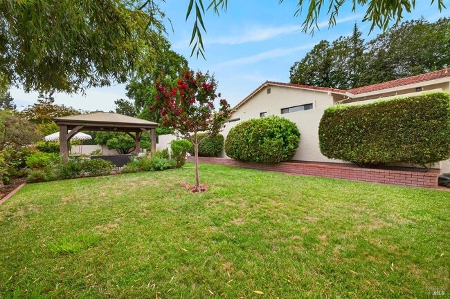 Building Photo - 15644 Arnold Dr