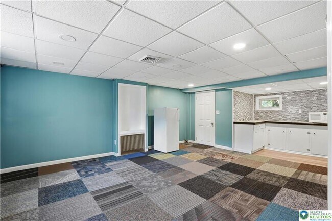 Building Photo - 6271 Batman Rd