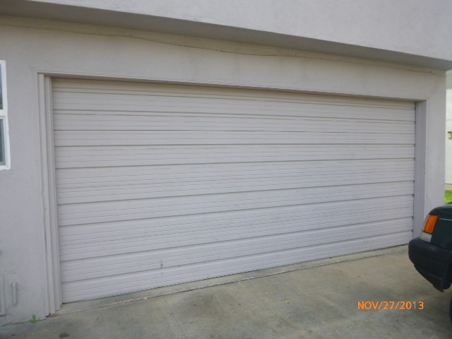 Building Photo - Cute 2 Bedroom