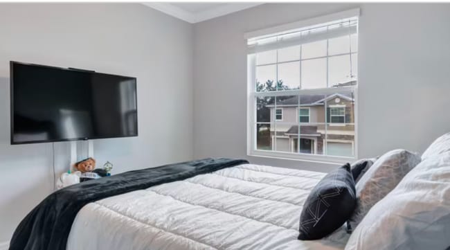 Building Photo - 10424 Red Carpet Ct