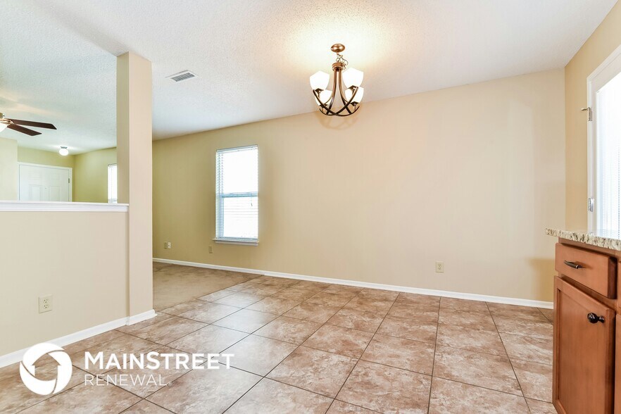 Building Photo - 9130 Southernwood Way