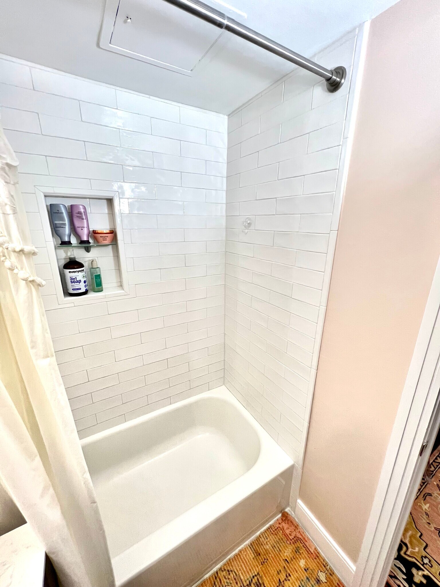 New tile shower - 800 4th St SW