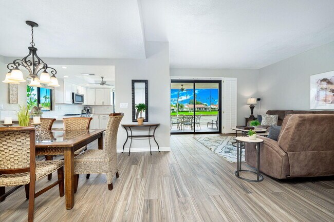 Building Photo - 187 Torremolinos Dr