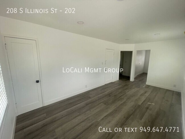 Building Photo - 208 S Illinois St