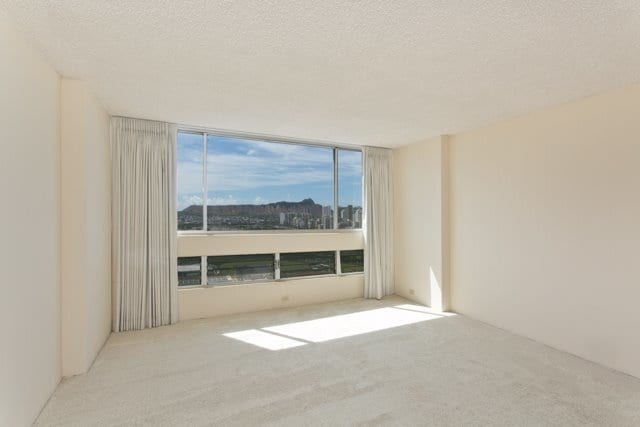 Building Photo - KAPIOLANI 2 Bedroom - Spacious and Bright ...
