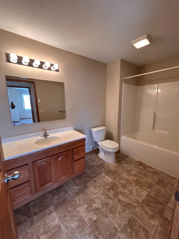 Building Photo - 5151 W 6th St