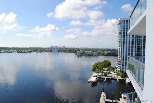 Building Photo - 17301 Biscayne Blvd