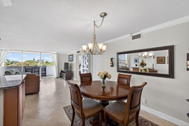 Building Photo - 3640 N Ocean Dr