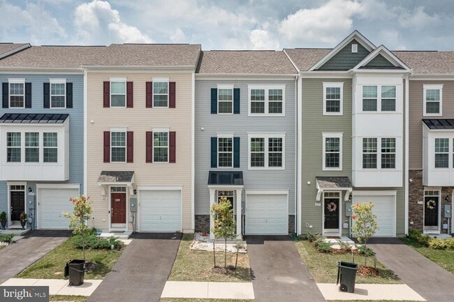 Building Photo - 227 Schramm Lp