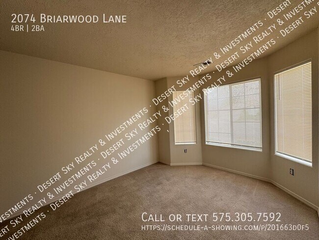 Building Photo - 2074 Briarwood Ln