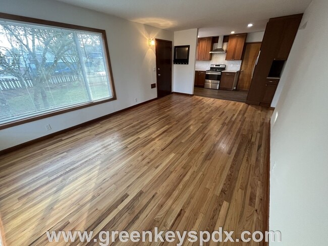 Building Photo - Wow! What a beautiful home! 3 bedrooms, 2 ...