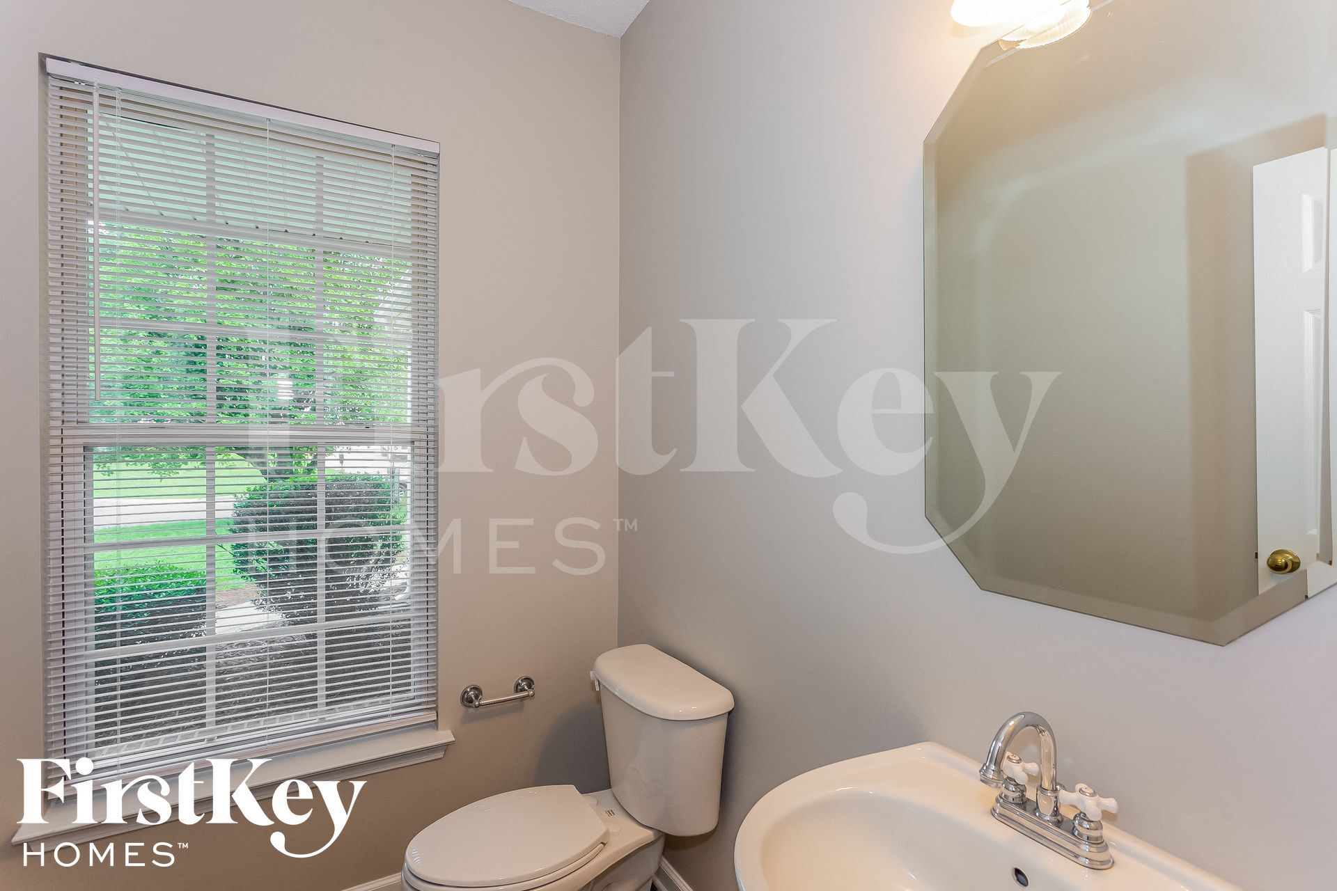 Building Photo - 5829 Falls Ridge Ln