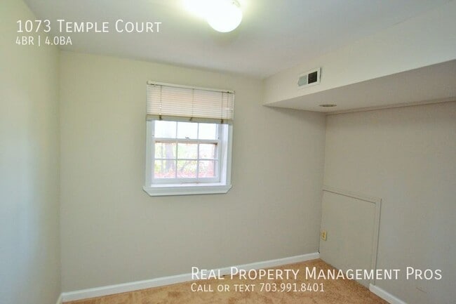 Building Photo - 1073 Temple Ct