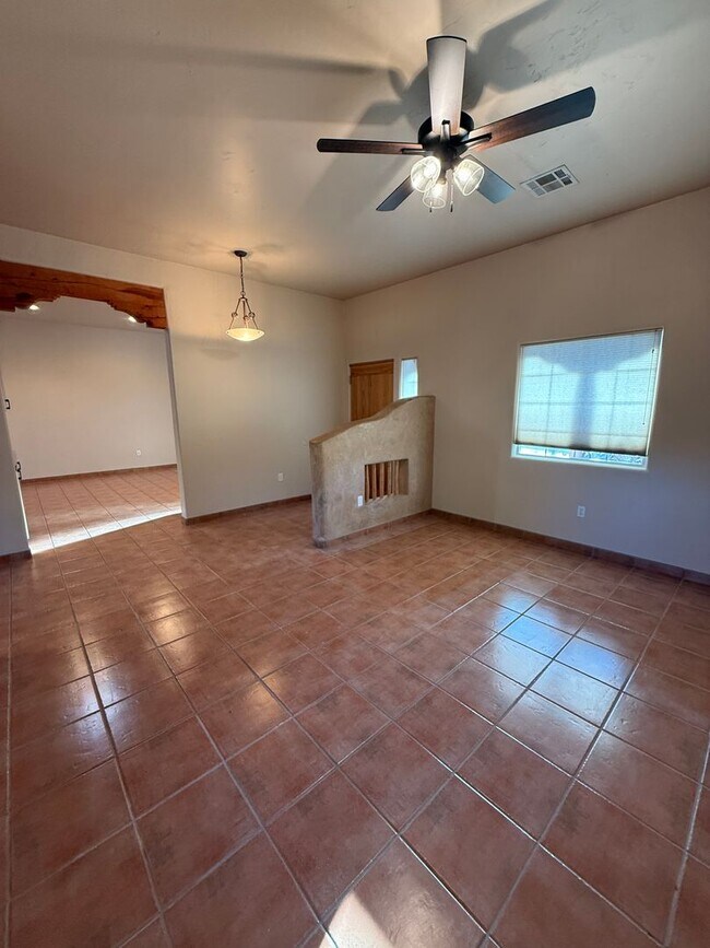 Building Photo - 3878 Stoneybrook Cir