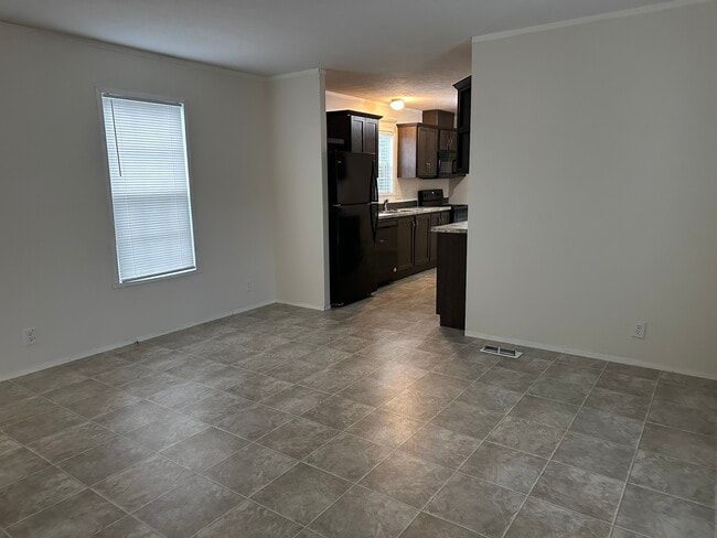 Building Photo - 2251 Wellington Green Dr