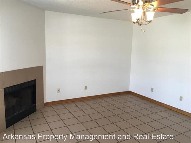 Building Photo - 3 br, 2.5 bath House - 29 Edgehill Cv.