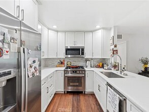 Building Photo - Newly Renovated 2BD Condo in Gated Community Now Available!