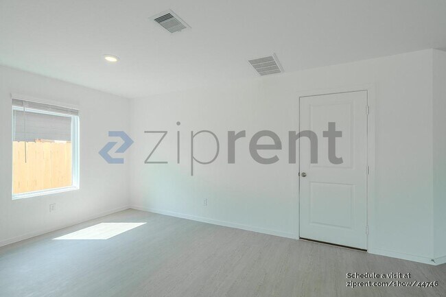 Building Photo - 18003 Valle Cupa Ln