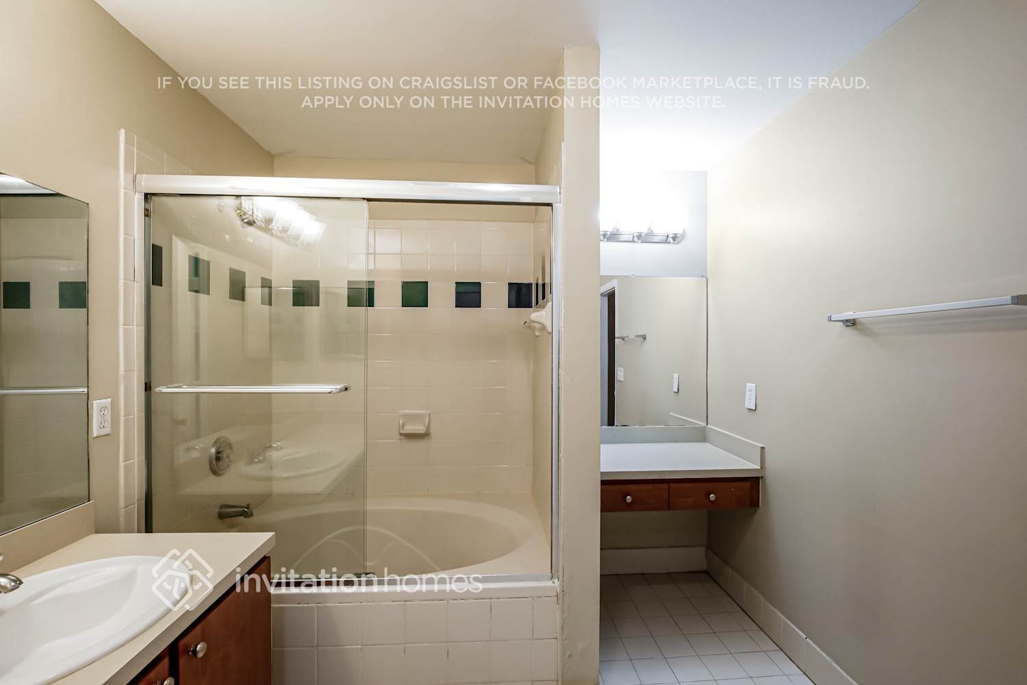 Building Photo - 2300 SW 106th Ave