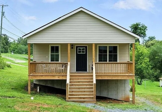 Primary Photo - 109 Ned Brown Rd