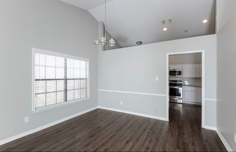 Building Photo - 3707 Seville Ln