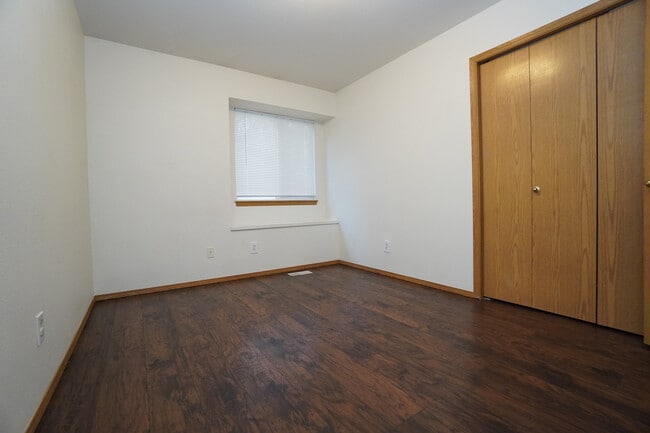 Building Photo - 82 3rd St