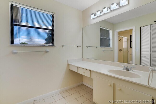Building Photo - 1080 NW 19th Terrace