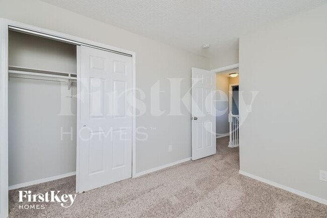 Building Photo - 2456 Pinyon Jay Dr