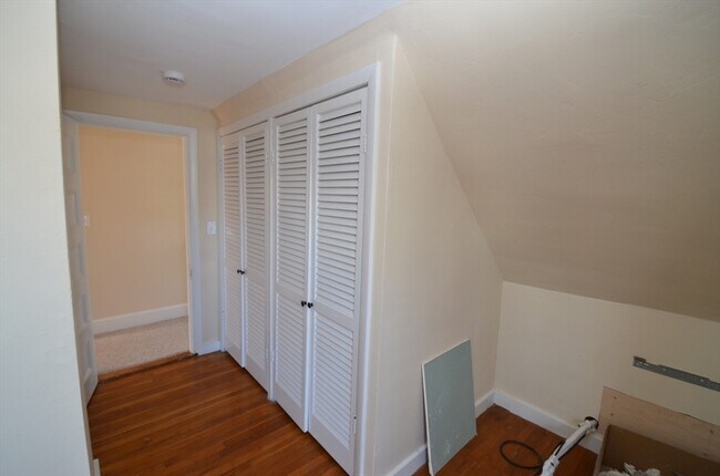 Building Photo - 39 Cleveland St