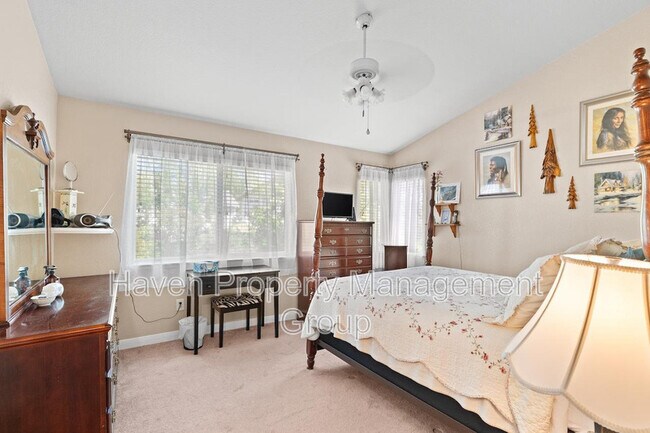 Building Photo - 2866 Valcourt Way