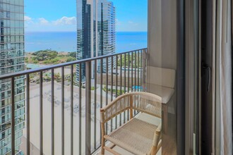 Building Photo - Aalii ocean view unit for rent, furnished and 1 free parking stall