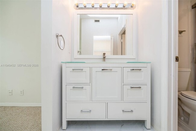 Building Photo - 1911 Madeira Dr