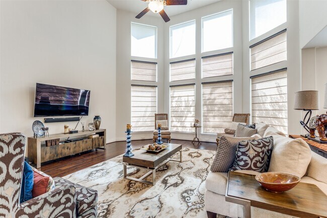 Building Photo - 2407 Evening Star Dr