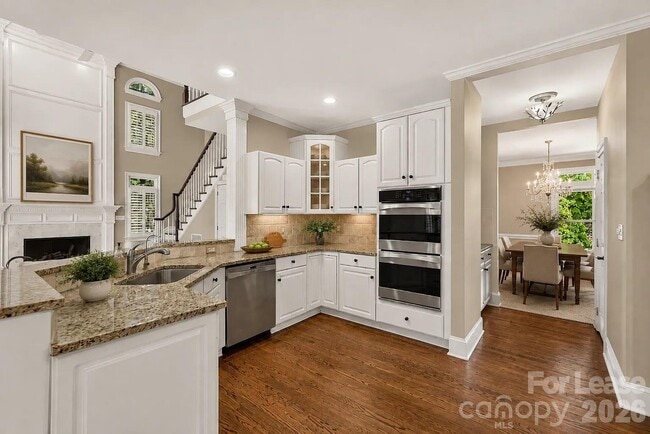 Building Photo - 4811 Old Course Dr