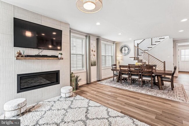 Building Photo - 42023 Spring Air Dr