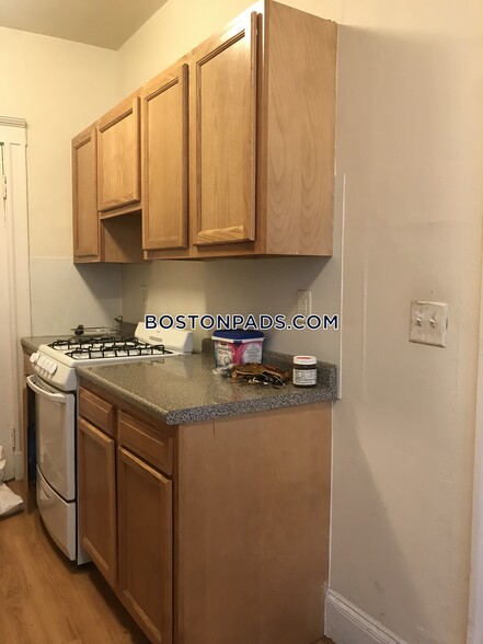 Building Photo - 1171 Boylston St