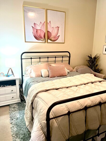 Building Photo - 1620 N Pennsylvania St