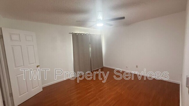 Building Photo - 714 Tanner Dr