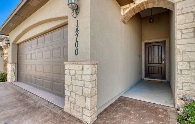 Building Photo - Eastside Beautiful 3 bed/2 baths for RENT