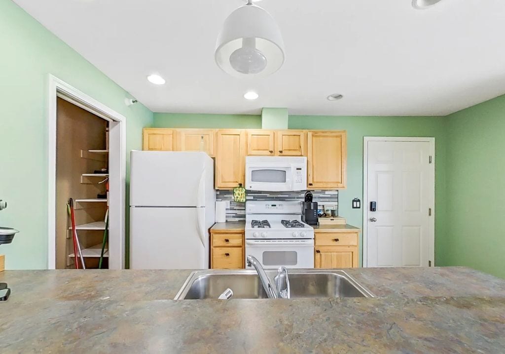 Building Photo - 540 Eyak Dr