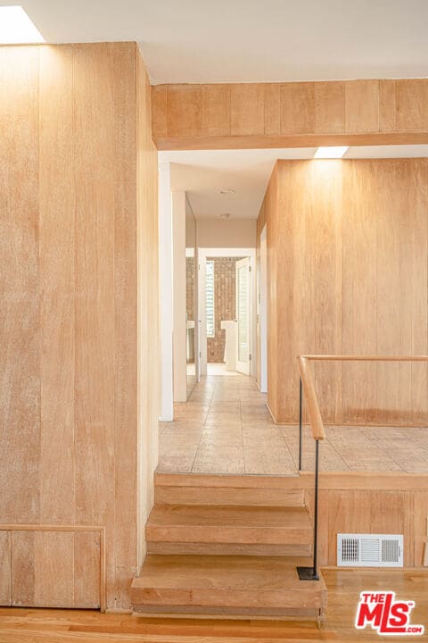 Building Photo - 8895 Appian Way