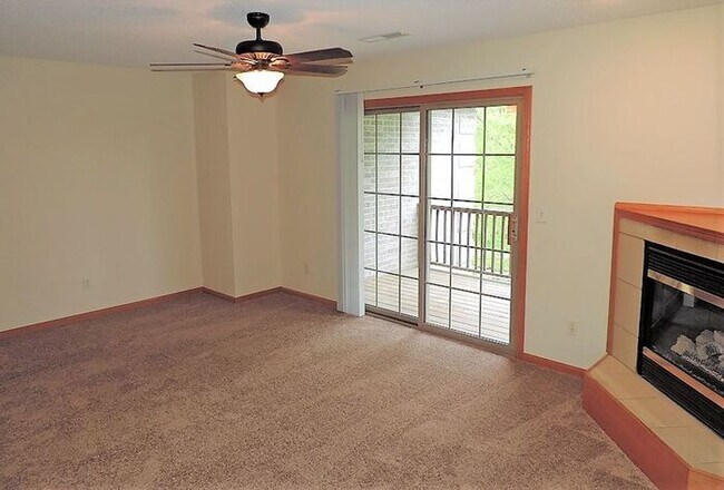 Building Photo - $1,300 | 2 Bedroom, 1 Bathroom Condo | No Pets* | Available for August 1st, 2026 Move In!