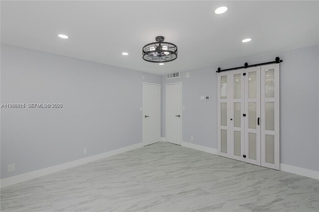 Building Photo - 3180 S Ocean Dr