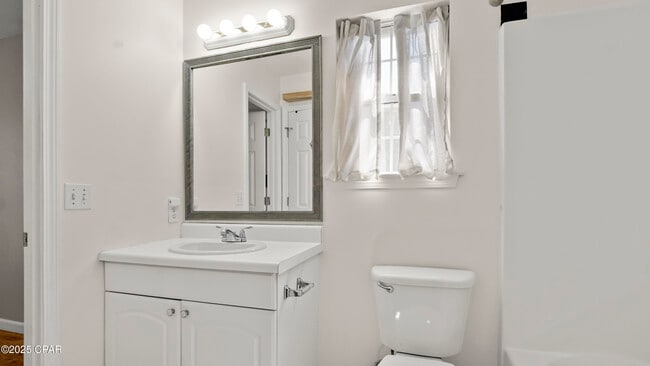 Building Photo - 5625 S Lagoon Dr