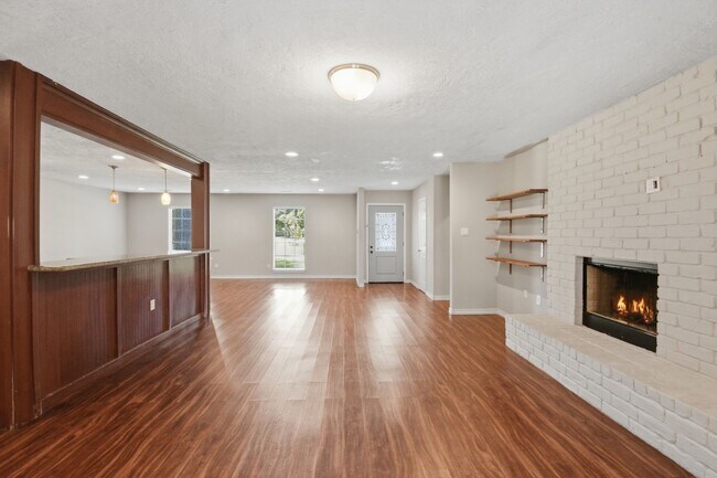 Building Photo - 25302 Friar Lake Ln