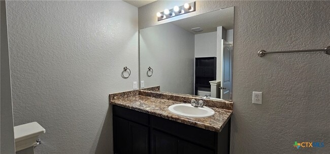 Building Photo - 1024 Sandwell Ct