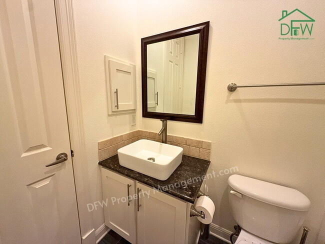 Building Photo - Carroll ISD - 5-Bedroom Home with Poll & Spa
